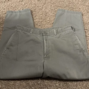 St Johns Bay Pants Mens 34x28 Gray Chino Outdoors Casual Comfort Men - Picture 1 of 4