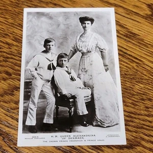 Königin Alexandrina Dänemark Prinz Fredrick Knud Echtfoto Postkarte - Bild 1 von 2