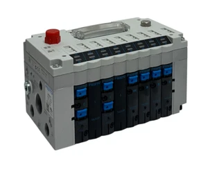 FESTO CPV14-GE-CO3-8 / CVP14-VI ELECTRICAL INTERFACE 8-SLOT 546206 18210 NSNP - Picture 1 of 7