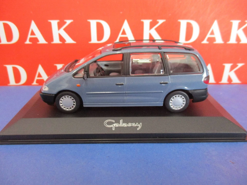 Die cast 1/43 Modellino Auto Ford Galaxy Light Blue 1996 by Minichamps - Immagine 1 di 4