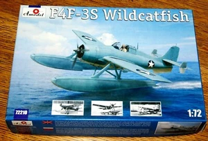 Amodel 72210 : F4F-3S "Wildcatfish"  US - Wasserflugzeug  Kit 1:72 - Picture 1 of 2