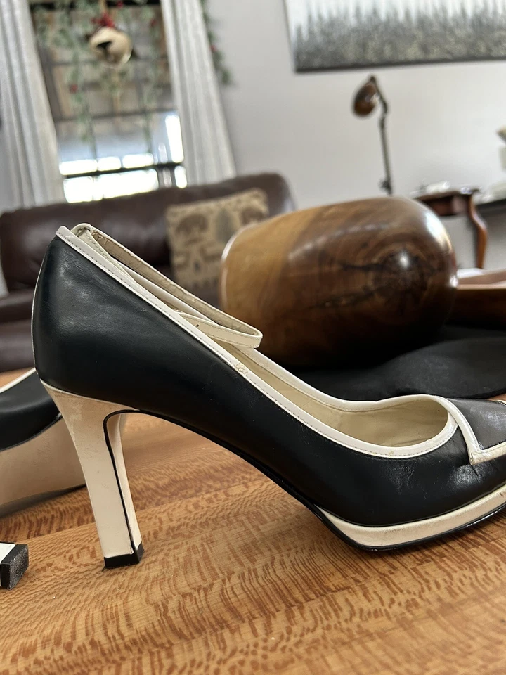 Parte superior de cuero talla 7,5, zapatos mujer 3,5 pulgadas tacón. Enzo Angiolini azul/blanco Foto 1 de 4