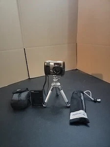 Kodak EasyShare DX7630 6.1MP Digital Camera w/ Charger Battery and Carrying Case - Picture 1 of 4