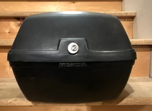 Caja maletero moto lado duro honda sin llaves negra - Imagen 1 de 13