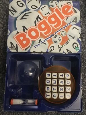 BOGGLE Word Game by Parker Hasbro - 2000 edition-Complete & Good Condition .490 - Image 1 of 4