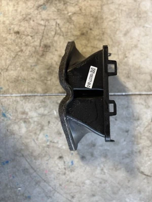 17-23 Tesla Model 3 Bleeder Duct Adapter 1083377-00-D - Image 1 of 3