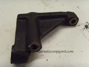 Mitsubishi Shogun Pajero Facelift 91-99 2.8 4M40 engine mounted bracket mount - Picture 1 of 2