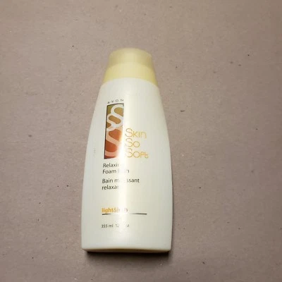 NOS Avon Skin So Soft RELAXING FOAM BATH Light & Lush Discontinued Rare 12 Fl Oz - Image 1 of 4