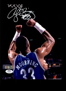 Alonzo Mourning Signed Charlotte Hornets Celebrating 8x10 Photograph PSA COA - Picture 1 of 2