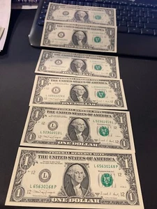 1988 A $1 DOLLAR BILL ( ATLANTA F ) UNCIRCULATED-5 BILLS; ONE BILL - 1988 UNCIRC - Picture 1 of 2