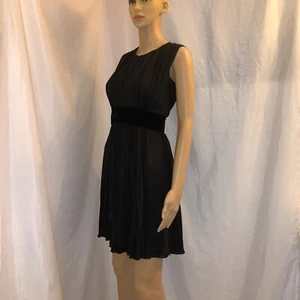 pre-loved authentic CHLOÉ size SMALL black mini dress FRANCE wool/poly blend - Picture 1 of 7