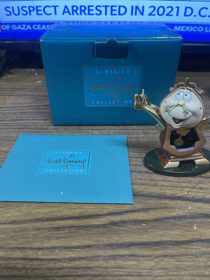Фигурка WDCC Disney Just in Time Cogsworth 4,5 дюйма Beauty and the Beast в коробке с сертификатом подлинности - Изображение 1 из 4