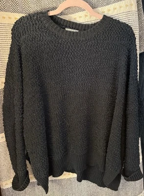 Suéter Caballete Cuello Redondo-Verde Cazador Oscuro-Talla Mediana-PTP30” Longitud 25” Foto 1 de 3