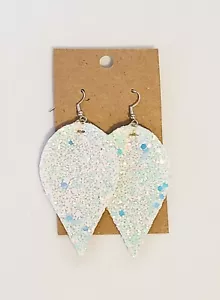 Pendientes colgantes ligeros de imitación de cuero en forma de lágrima - blanco brillo iridiscente - Imagen 1 de 1