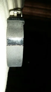 Fitbit charge HR for parts only - Picture 1 of 2