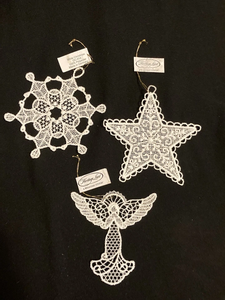Juego de 3 adornos de encaje blanco - por Heritage Lace - Navidad - NUEVO Foto 1 de 3