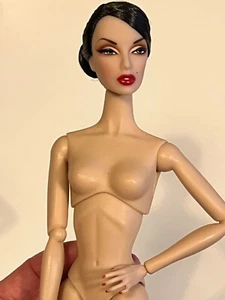 MONOGRAM NUDE DOLL FROM INTEGRITY TOYS 2011 "FASHINATION" - Foto 1 di 7