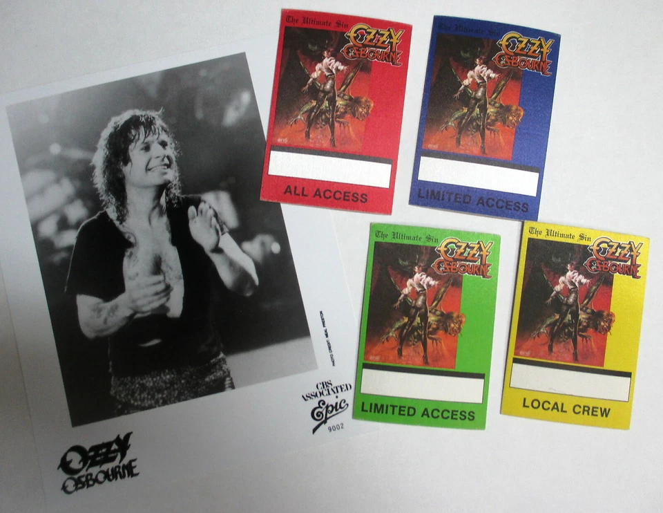 Juego de 4 pegatinas de tela satinada Ozzy Osbourne Backstage Pass ULTIMATE con foto ¡ORIGINAL! Foto 1 de 1