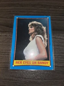 The Lovely Miss Elizabeth WWE Randy Savage Topps 1987 # 44 Ringside Action! - Picture 1 of 2