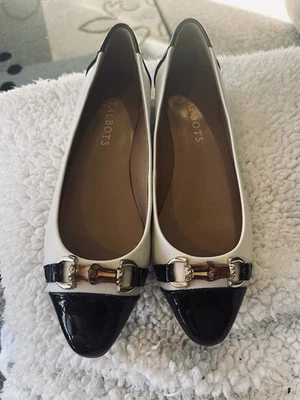 Talbots Negro y Blanco Charol Horsebit Ballet Planos Puntera Talla 6.5 M Foto 1 de 4
