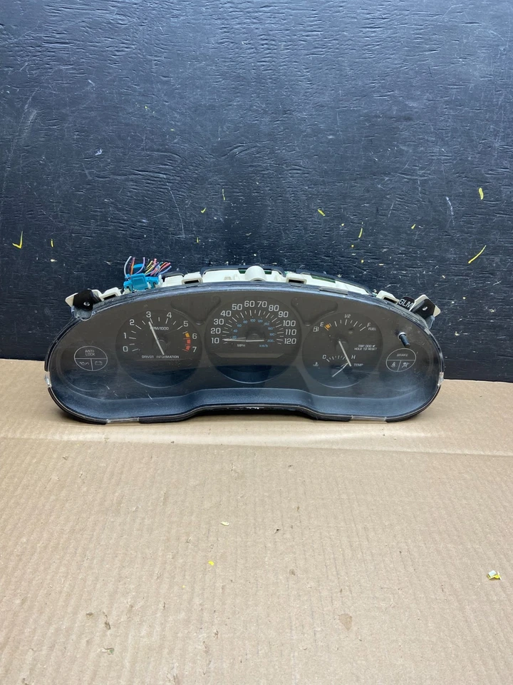 2000 至 2005 年别克 Regal Dash 速度表集群量规 Oem u5941 DG — 第 1/4 张图片