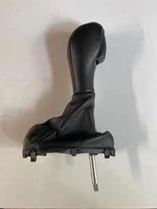 Volvo R-Design Perforated Leather Automatic Shift Knob P2 S60 V70 XC70 XC90 - Picture 1 of 8