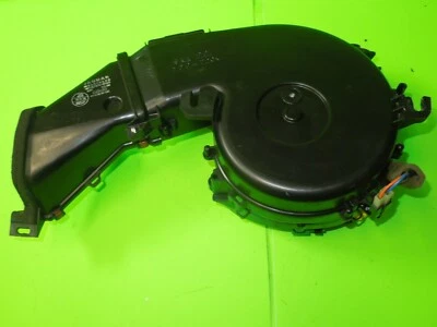 Jaguar XJ8 XJR 1998-03 parte delantera izquierda aire acondicionado calentador soplador motor MJA6521AA Foto 1 de 4