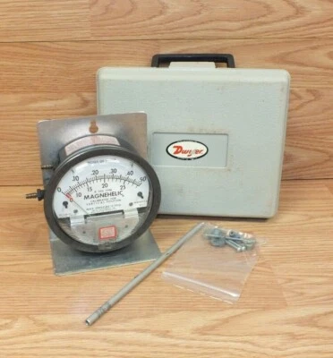 Dwyer Instruments (2000-0 C AV) Magnehelic 0-.50 x 100 FPM Pressure Gauge  - Image 1 of 4