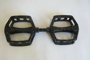GT PEDALS BLACK 1/2" BMX FREESTYLE RACE PRO PEFORMER WORLD TOUR CRUISER - Picture 1 of 5