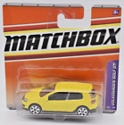 Matchbox Superfast VW Volkswagen Golf GTi jaune. MBX 28/2010. Carte courte