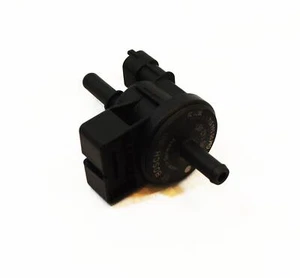 Genuine Vauxhall Fuel Evaporation Purge Valve Astra Corsa Meriva NEW 55566514 - Picture 1 of 12