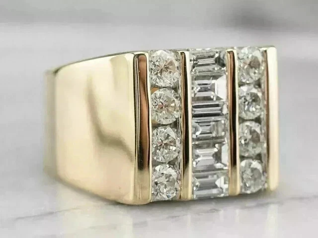 3.00 Ct Round Cut Lab-Created Diamond Cluster Men's Ring 14K Yellow Gold Plated - Image 1 of 4