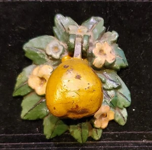 🔥🔥$$ ⬇️ Antique (Hubley?) Pear Fruit On Flower Cast Iron Doorknocker - Picture 1 of 8