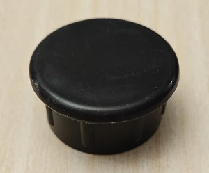 Tapa/enchufe de extremo de quiosco Sega Genesis OEM - Imagen 1 de 2