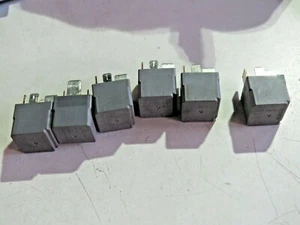 RELÉ MULTIUSOS ORIGINAL FORD MONDEO MK4 4 PINES 6G9T 14B192 EA 07-14 - Imagen 1 de 4