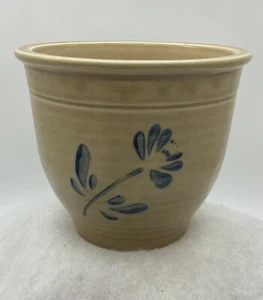 Vintage 1984 Folk Art Stoneware Pfaltzgraff Tan With Blue Flower Vase - Picture 1 of 8