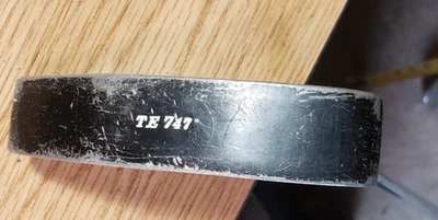 35 IN RH TOUR EDGE BLACK 747 ANSER STYLE W SIGHT LINES PUTTER VERY NIC  R&D 1125 - Image 1 of 4