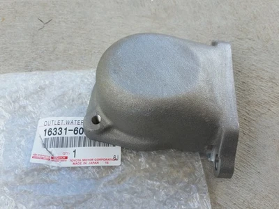 Carcasa termostato inferior Toyota FJ40 Land Cruiser modelos 2F NUEVO 16331-60040 Foto 1 de 3