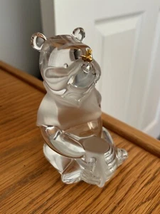Lenox Disney Cristal Winnie The Pooh "Pooh" Sentado con Miel y Abeja - Imagen 1 de 1
