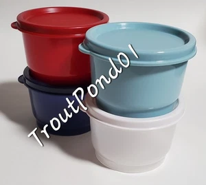 Juego de 4 tazas de bocadillos TUPPERWARE lonchera cuencos de 4 oz rojo azul blanco y abeto - Imagen 1 de 4
