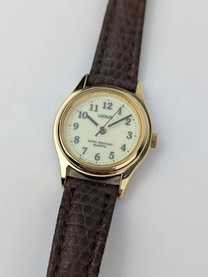 Reloj Lorus Mujer De Colección NUEVO STOCK ANTIGUO 24mm Tono Dorado V821-0120 Esfera Lume Cuero  Foto 1 de 4