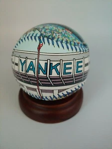 YANKEE STADIUM BASEBALL (1976-2008) di UNFORGETABALL! 2004 - Foto 1 di 6