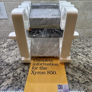 Máquina laminadora en frío manual Xyron 850 nueva sellada Wow envío rápido - Imagen 1 de 3