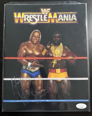 WWF Wrestlemania 1 Event Program 1985 signed by Hulk Hogan RARE JSA COA - Image 1 of 4