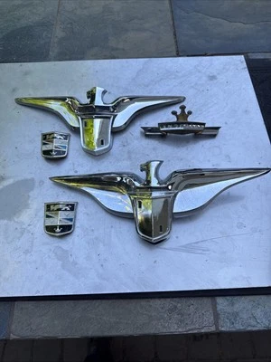 Chrysler Crown Imperial 1955-1956 parrilla y emblema de maletero calidad original del conductor Foto 1 de 4