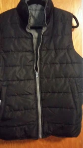 GAP REVERSIBLE PUFFY VEST SIZE S - Picture 1 of 10