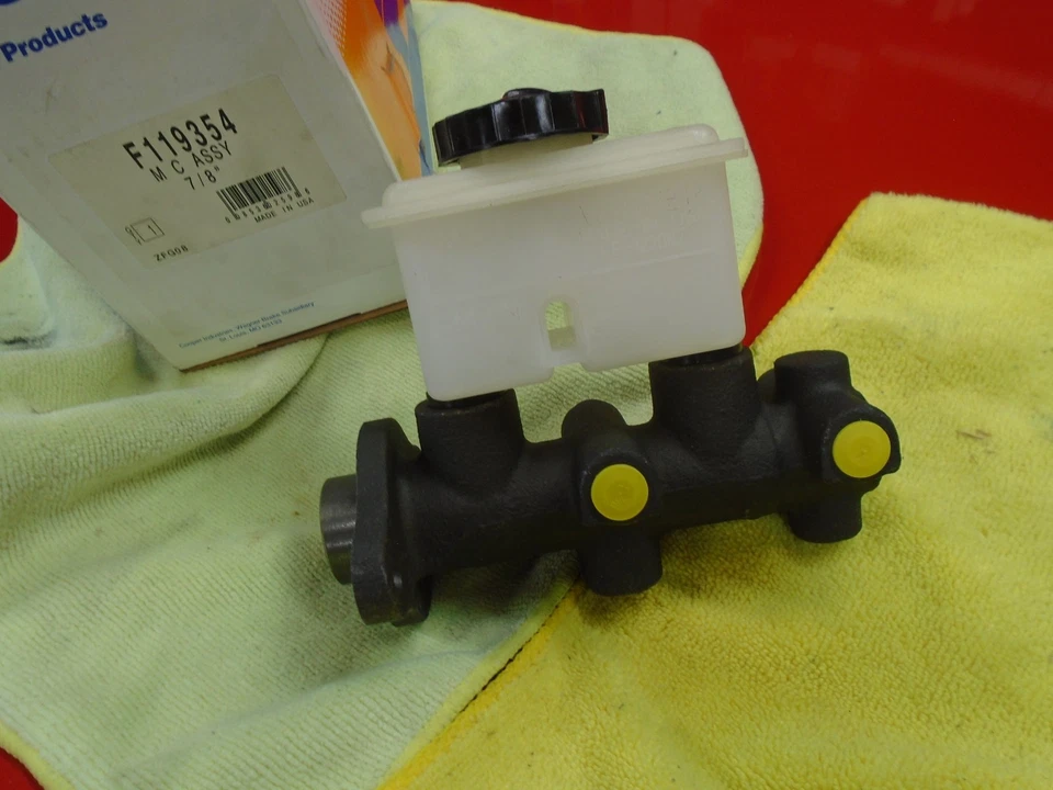 Wagner CILINDRO MAESTRO DE FRENOS 119354 1987 1988 1989 MAZDA 323 Mercury Tracer Foto 1 de 3