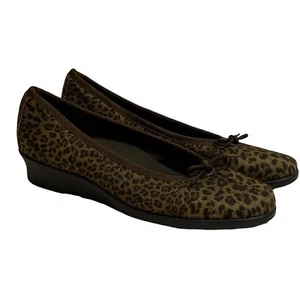 Munro American Sydney Leopard Flats Brown Animal Print Comfort Shoes Size 6 - Picture 1 of 6