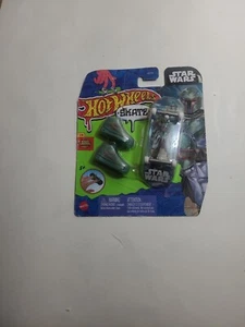 New Hot Wheels Skate STAR WARS BOBA FETT Fingerboard/Shoes Screen Legends 1/8 - Picture 1 of 8