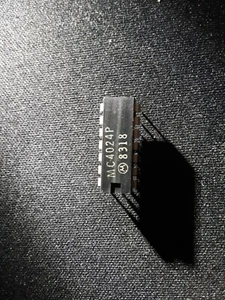 MC4024 Dual Voltage-controlled Multivibrator - Picture 1 of 1